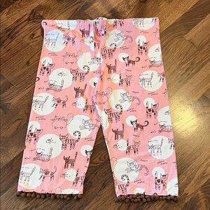 Relevant Pink Cat Print Pajama Loungewear Capri Pants with Pom Pom Details